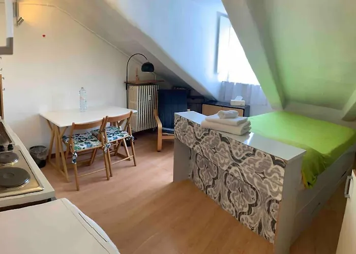 Ellen\'S Apartment:Little Apartment Near Portanuova